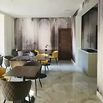 Mirarti Boutique - Witamy 3* ראפאלו
