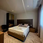 מלון Mirarti Boutique - Witamy 3*