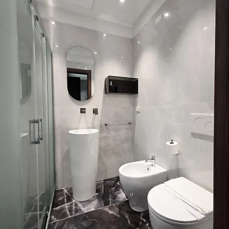 Mirarti Boutique - Witamy 3*