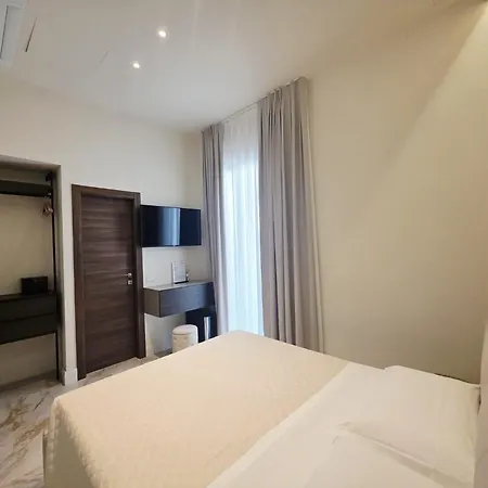 فندق Mirarti Boutique - Witamy 3*